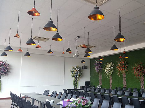 ร้านใบไม้ร่าเริง